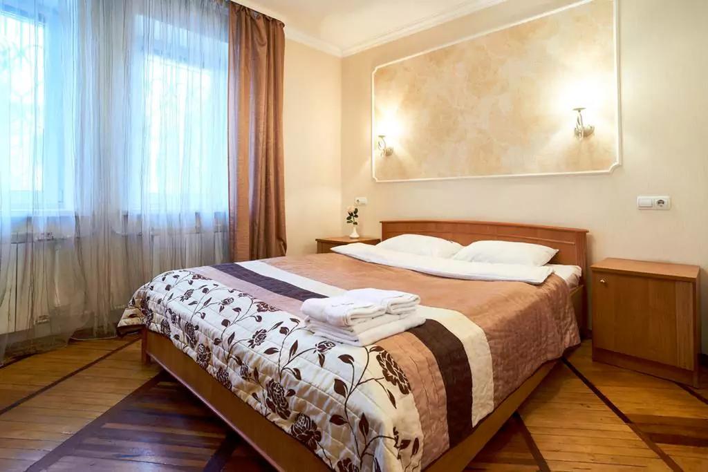 קייב Home Hotel Apartments On Kontraktova Ploshcha מראה חיצוני תמונה